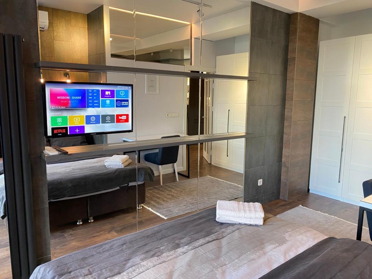 Rentnow Modern Lux Apartment In Centre Kischinau Exterior foto