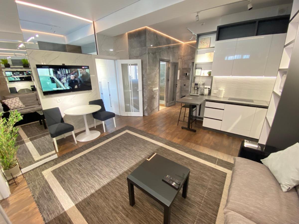 Rentnow Modern Lux Apartment In Centre Kischinau Exterior foto