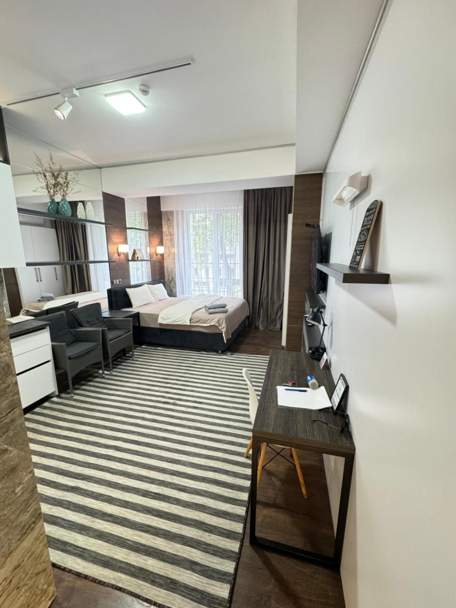 Rentnow Modern Lux Apartment In Centre Kischinau Exterior foto