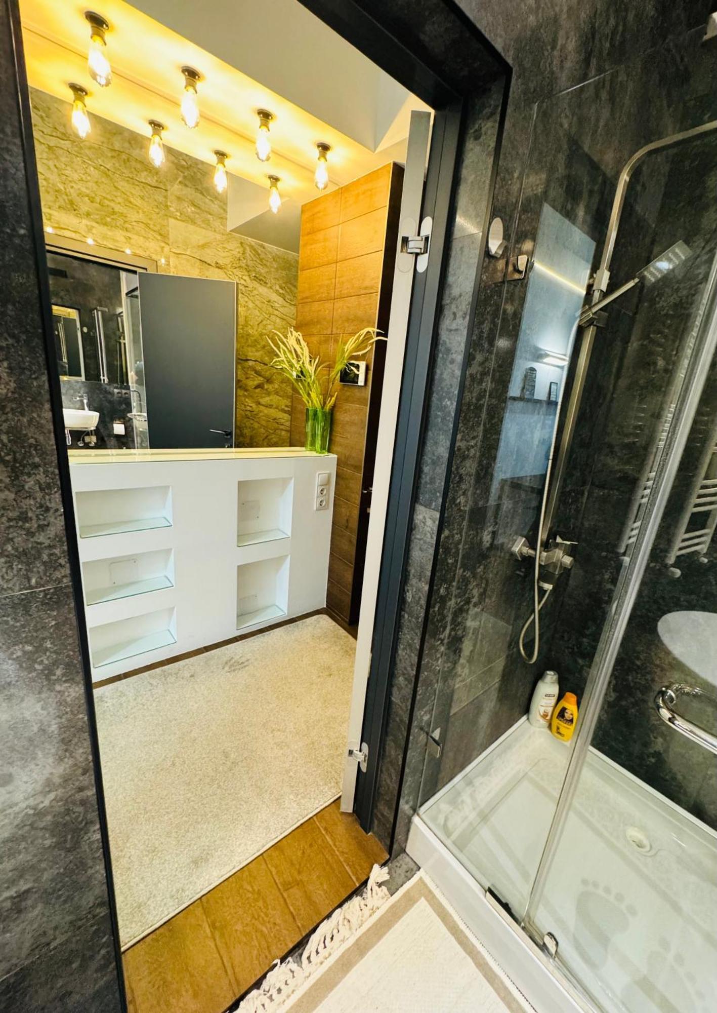 Rentnow Modern Lux Apartment In Centre Kischinau Exterior foto