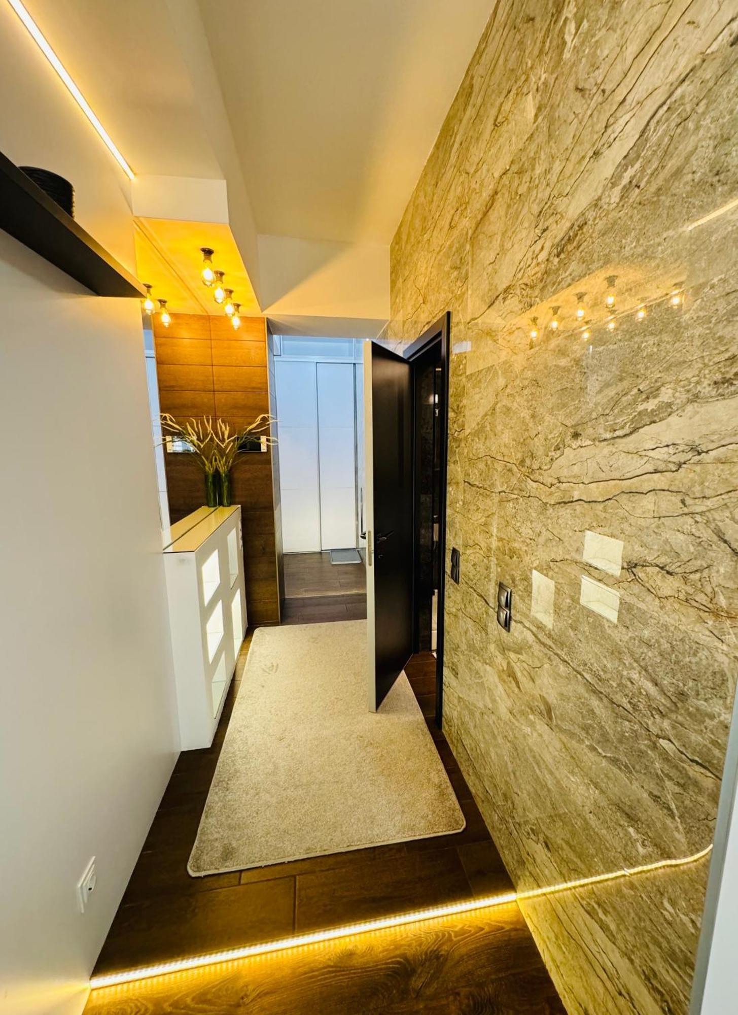 Rentnow Modern Lux Apartment In Centre Kischinau Exterior foto