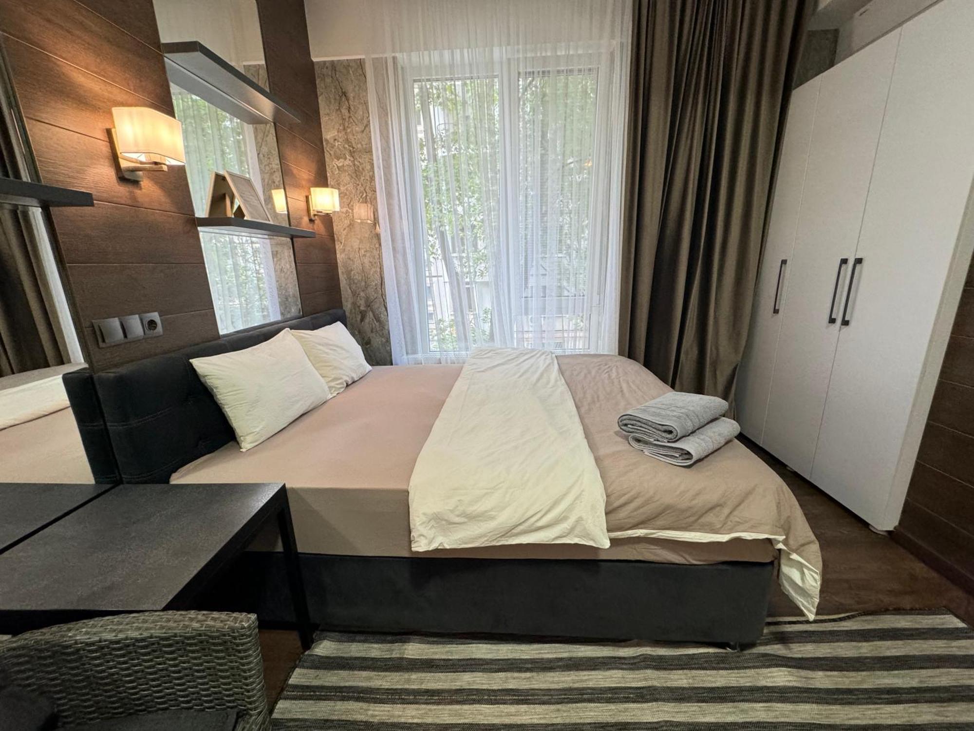 Rentnow Modern Lux Apartment In Centre Kischinau Exterior foto