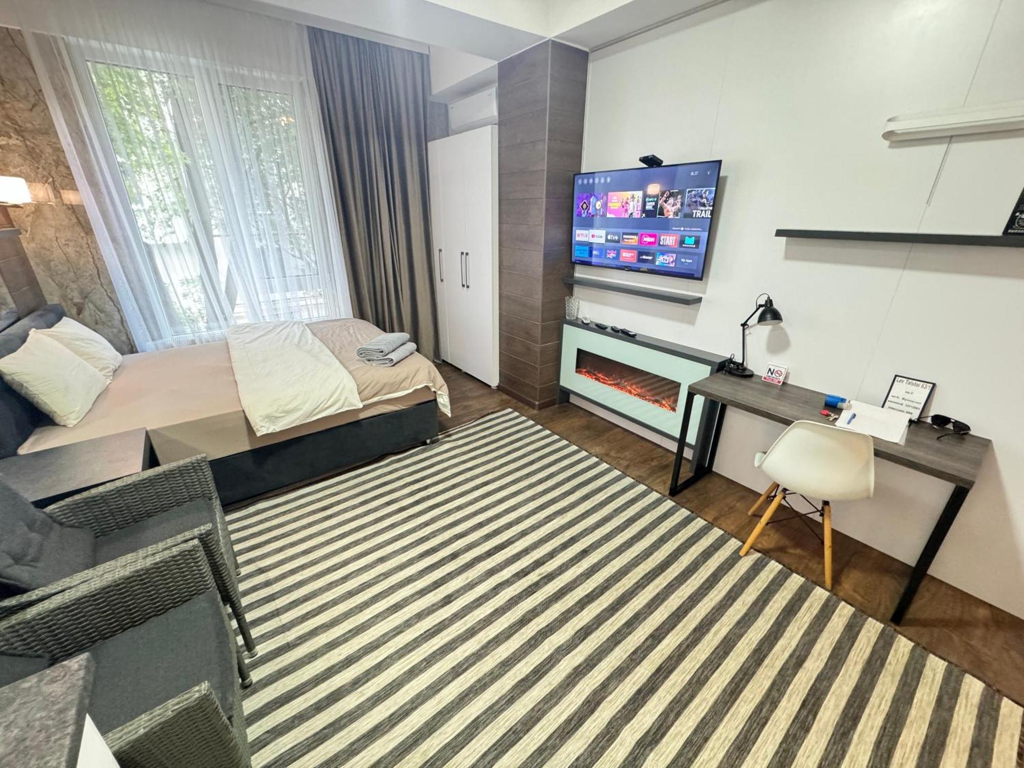 Rentnow Modern Lux Apartment In Centre Kischinau Exterior foto
